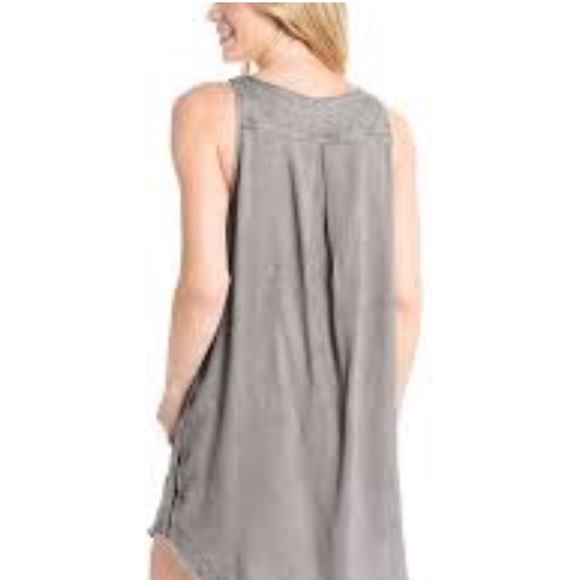 Bella Dahl shift dress with unfinished hem and button sides - Picture 2 of 6